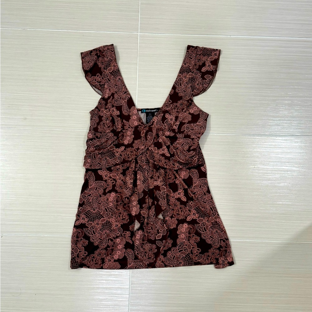 brown and pink flowy tank top 🌺